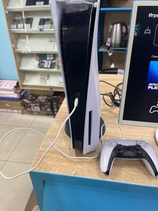 01-200629032: Sony playstation 5 825gb