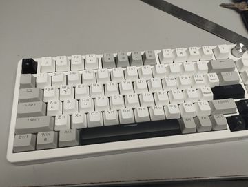 Б/у Клавиатура Gamepro genesis silverlight 01-200827958