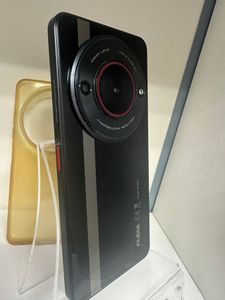 Б/в Мобільний телефон Zte nubia focus 5g 6/256gb z2357n 01-200833581