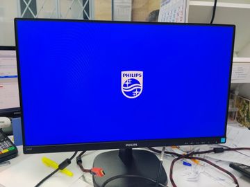 Б/в Монітор Philips 243v7q 01-200835420