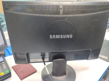 Б/у Монитор Samsung 945nw 01-200846489