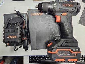 Б/у Шуруповерт Dnipro-M cd-200 bc ultra + 1 акб bp-240 4 ah/ зп 01-200795911