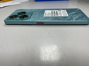 Б/у Мобильный телефон Zte blade a75 4/128gb 01-200849334