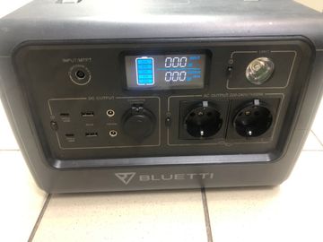 Б/в Зарядна станція Bluetti poweroak eb70 01-200853858