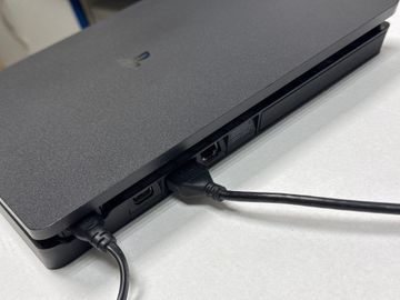 Б/в Ігрова приставка Sony playstation 4 slim 1tb 01-200855771