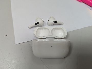 Б/в Навушники Apple airpods pro 2nd generation with magsafe charging case usb-c 01-200858894