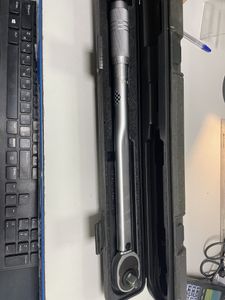 Б/в Динамометричний ключ Yato yt-0760 1/2" 42-210 нм 01-200858746