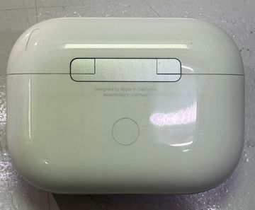 Б/в Навушники Apple airpods pro 2nd generation with magsafe charging case usb-c 01-200858739