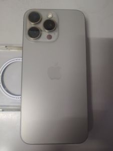 Б/у Мобильный телефон Apple iphone 15 pro max 256gb 01-200861196