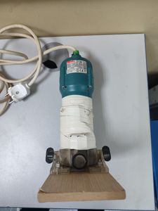 Б/в Фрезер Makita 3708 01-200870307