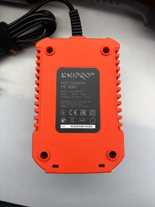 Б/у Шлифмашина аккумуляторная Dnipro-M dga-201bc ultra 1акб + зп 01-200861314