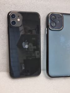 Б/в Мобільний телефон Apple iphone 11 128gb 01-200885993
