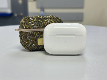 Б/у Наушники Apple airpods pro 2nd generation magsafe 01-200883794