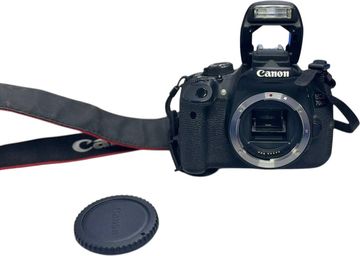 Б/в Фотоапарат Canon eos 700d + efs 18-55mm macro 0.25m/0.8ft 01-200871964