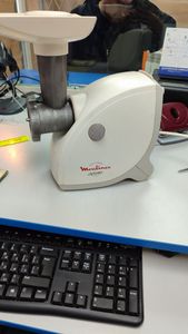 Б/в М`ясорубка Moulinex me410 01-200909624