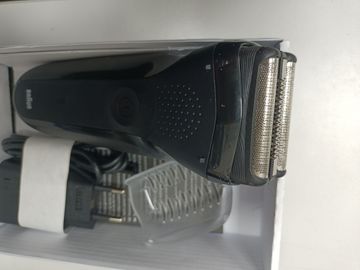 Б/у Электробритва Braun series 3 300s 01-200911683