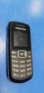 Б/в Мобільний телефон Samsung gt-e1080i 01-200914126