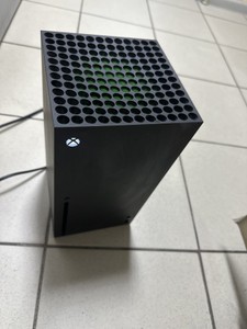Б/в Ігрова приставка Microsoft xbox series x 1tb 01-200931292