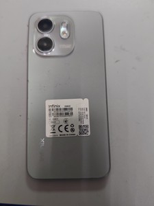 Б/в Мобільний телефон Infinix smart 9 4/128gb 01-200933373