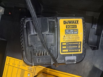 Б/у Степлер под гвозди Dewalt dcn890 1акб 5ah зп 01-200924635