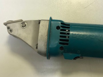 Б/у Электроножницы Makita js1670 01-200937682