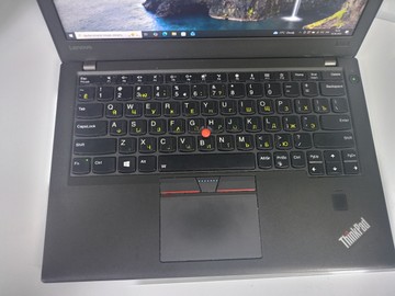 Б/в Ноутбук Lenovo 13/core i5 6300u ddr3/8gb ddr3/ssd 240 gb/*інтегрована 01-200963005