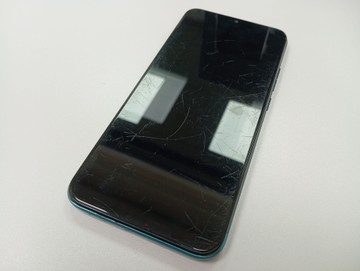 Б/у Мобільний телефон Tecno spark 6 go 2/32gb 01-200983679