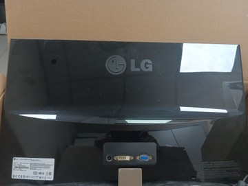 Б/в Монітор Lg flatron e2260t-pn 01-200990482