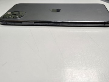 Б/в Мобільний телефон Apple iphone 11 pro max 64gb 01-200992180