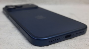 Б/в Мобільний телефон Apple iphone 17 pro max 256gb 01-200996132