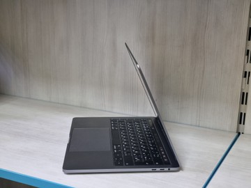 Б/в Ноутбук Apple macbook pro a1989 13,3" core i5 2,4ghz/ram8gb/ssd256gb/iris plus graphics 655 01-200993071