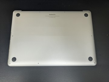 Б/в Ноутбук Apple macbook pro a1398 /екр 15,4 /core i7 2,3ghz /ram 16gb /ssd 256gb /intel iris pro 01-201121266
