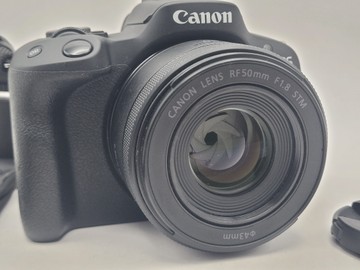 Б/в Фотоапарат Canon eos r50 + rf50mm f1.8 stm 01-201150380