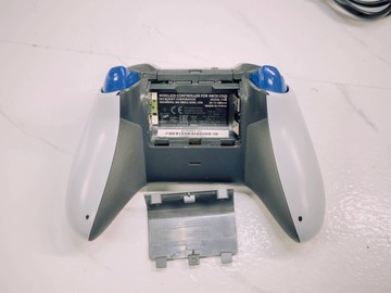 Б/в Ігрова приставка Microsoft xbox one x 1tb 01-201163508