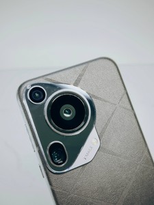 Б/в Мобільний телефон Huawei pura 70 ultra 16/512gb 01-200975470