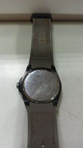 01-200464381: Guess w1048g1