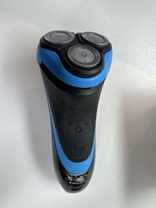 01-200508303: Philips at756/16