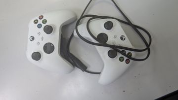 01-200608884: Microsoft xbox series x 1tb / 2 контролери