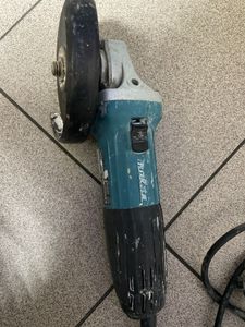 01-200604282: Makita ga5030