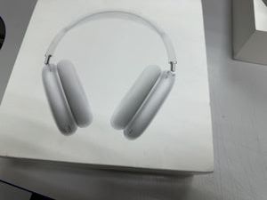 01-200630039: Apple airpods max