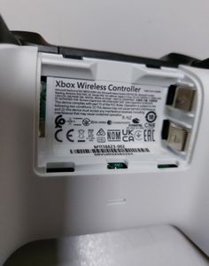 01-200757433: Microsoft xbox series x s wireless controller