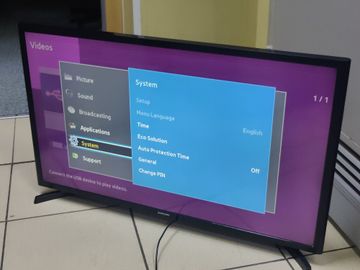 01-200576592: Samsung ue32j5000