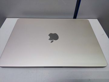 01-200775443: Apple macbook air 13,6" m2 2022