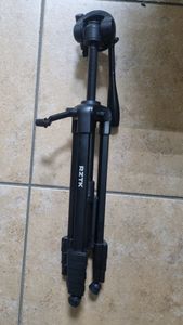 01-200790954: Rztk tripod stand black