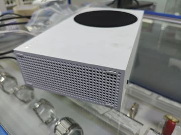 01-200742210: Microsoft xbox series s 512gb