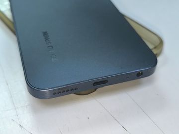 01-200791015: Tecno spark go 1 kl4 4/128gb