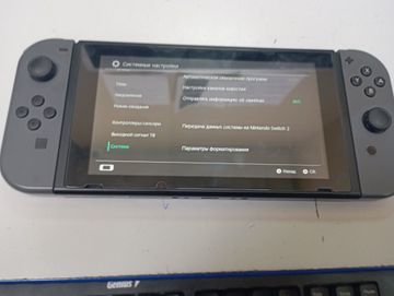 Б/в Ігрова приставка Nintendo switch 01-200802737