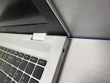 Б/в Ноутбук Hp 15/core i5 8350u ddr4/16gb ddr4/hdd *відсутній/ssd 256 gb/*інтегрована 01-200765835
