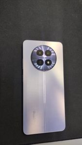 Б/в Мобільний телефон Realme 12 5g 8/256gb 01-200811011