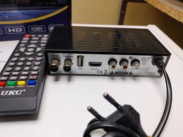 Б/у Ресивер ТВ Ukc t2-0968 01-200833753